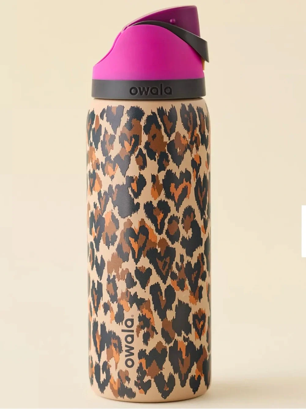 Owala UO Exclusive Wild At Heart FreeSip 32 oz Water Bottle, NWT